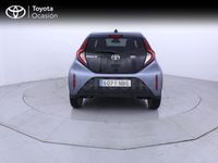 Usado Toyota Aygo X Play 72 CV (52 kW) 2025 Gris / plata SUV