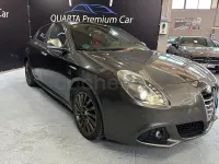 Usado Alfa Romeo Giulietta 170 CV (125 kW) 2012 Gris / plata Utilitario