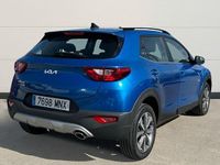 Usado Kia Stonic 100 CV (73 kW) 2024 Azul SUV