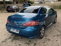 Usado Peugeot 307 CC 110 CV (80 kW) 2006 Azul Descapotable