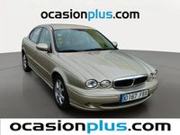 Begagnad Jaguar X-type Executive 155 HK (114 kW) 2006 Guld Sedan