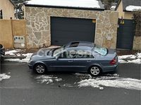 Usado Mercedes E320 Avantgarde 224 CV (164 kW) 2004 Azul Berlina