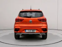Usado MG ZS Comfort 106 CV (77 kW) 2024 Naranja SUV