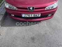 Usado Peugeot 306 90 CV (66 kW) 2001 Rojo Berlina