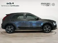 Usado Kia Niro 139 CV (102 kW) 2025 Gris interestelar SUV