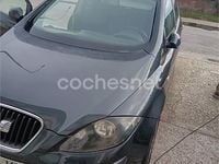 Usado Seat Altea XL Reference 105 CV (77 kW) 2011 Gris / plata Monovolumen