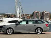 Usado Skoda Octavia RS 184 CV (135 kW) 2015 Gris / plata Familiar