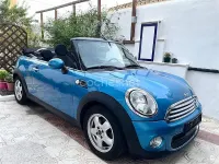 Usado Mini One Cabriolet 98 CV (72 kW) 2011 Azul Descapotable
