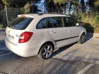 Usado Skoda Fabia Sport 105 CV (77 kW) 2009 Blanco Familiar