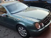 Usado Mercedes CLK200 Avantgarde 136 CV (100 kW) 1999 Verde Coupe
