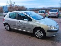 Usado Peugeot 307 110 CV (80 kW) 2002 Gris / plata Berlina