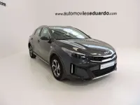 Usado Kia XCeed 101 CV (74 kW) 2024 Gris SUV