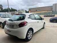 Usado Peugeot 208 Access 68 CV (50 kW) 2016 Blanco Utilitario