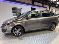 Usado Seat Altea XL Ecomotive 105 CV (77 kW) 2014 Gris Monovolumen