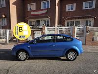 Usado Ford Focus Trend 90 CV (66 kW) 2006 Azul Berlina