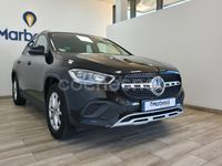 Käytetty Mercedes GLA180 136 HP (100 kW) 2021 Musta Katumaasturi