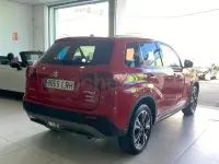 Usado Suzuki Vitara GLX 129 CV (94 kW) 2021 Granate SUV
