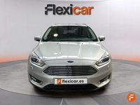 Usado Ford Focus Trend 125 CV (91 kW) 2017 Gris Familiar
