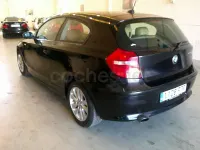 Usado BMW 120 177 CV (130 kW) 2007 Negro Utilitario