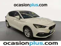 Usado Seat Leon Style 110 CV (80 kW) 2022 Blanco Utilitario