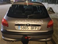 Usado Peugeot 206 70 CV (51 kW) 2000 Gris / plata Berlina