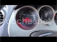 Usado Seat Altea 140 CV (102 kW) 2005 Rojo Monovolumen