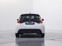 Usado Toyota Yaris Hybrid Business Edition 75 CV (55 kW) 2024