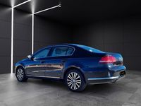 Usado VW Passat Highline 140 CV (102 kW) 2011 Negro Berlina