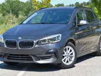 Usado BMW 216 Active Tourer Advantage 116 CV (85 kW) 2021 Gris / plata Monovolumen