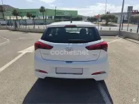 Usado Hyundai i20 GO! 84 CV (61 kW) 2017 Blanco Berlina