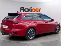 Usado Kia Ceed 115 CV (84 kW) 2021 Rojo Utilitario