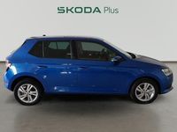 Usado Skoda Fabia Ambition 95 CV (69 kW) 2019 Azul
