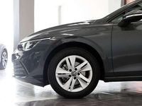 Usado VW Golf VIII Life 109 CV (80 kW) 2021 Gris Utilitario