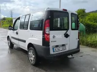 Usado Fiat Doblò Active 75 CV (55 kW) 2009 Blanco Monovolumen