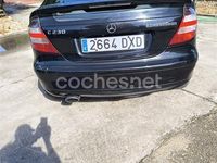 Usado Mercedes C230 192 CV (141 kW) 2005 Negro Berlina