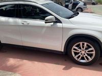 Usado Mercedes GLA200 136 CV (100 kW) 2015 Blanco SUV
