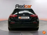 Usado Mercedes A200 163 CV (119 kW) 2021 Negro Berlina