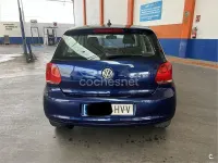 Usado VW Polo Advance 90 CV (66 kW) 2010 Azul Utilitario