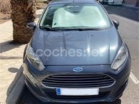 Usado Ford Fiesta Trend 82 CV (60 kW) 2013 Gris / plata Utilitario