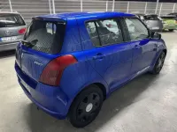 Usado Suzuki Swift GL 92 CV (67 kW) 2006 Azul Utilitario