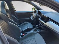 Usado Skoda Kamiq Sport 110 CV (80 kW) 2024 Gris SUV