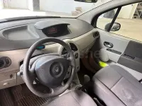 Usado Renault Modus Dynamique 80 CV (58 kW) 2005 Marrón Monovolumen
