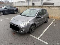 Usado Renault Clio II Authentique 70 CV (51 kW) 2010 Gris / plata Berlina