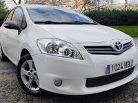 Usado Toyota Auris Active 126 CV (92 kW) 2011 Blanco Utilitario