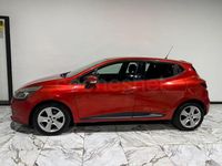 Usado Renault Clio IV Dynamique 90 CV (66 kW) 2014 Rojo Berlina