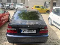 Usado BMW 320 136 HP (100 kW) 2002 Azul Sedan