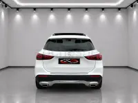 Usado Mercedes GLA250 218 CV (160 kW) 2022 Blanco SUV