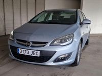 Usado Opel Astra Business 140 CV (102 kW) 2014 Azul Berlina