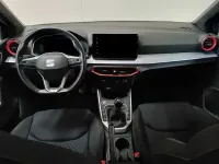 Usado Seat Arona FR 115 CV (84 kW) 2025 Gris / plata SUV