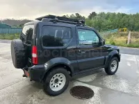 Usado Suzuki Jimny 85 CV (62 kW) 2006 Negro SUV